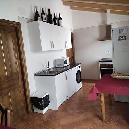 Apartamentos Turisticos Los Abuelos Montemayor de Pililla ภายนอก รูปภาพ