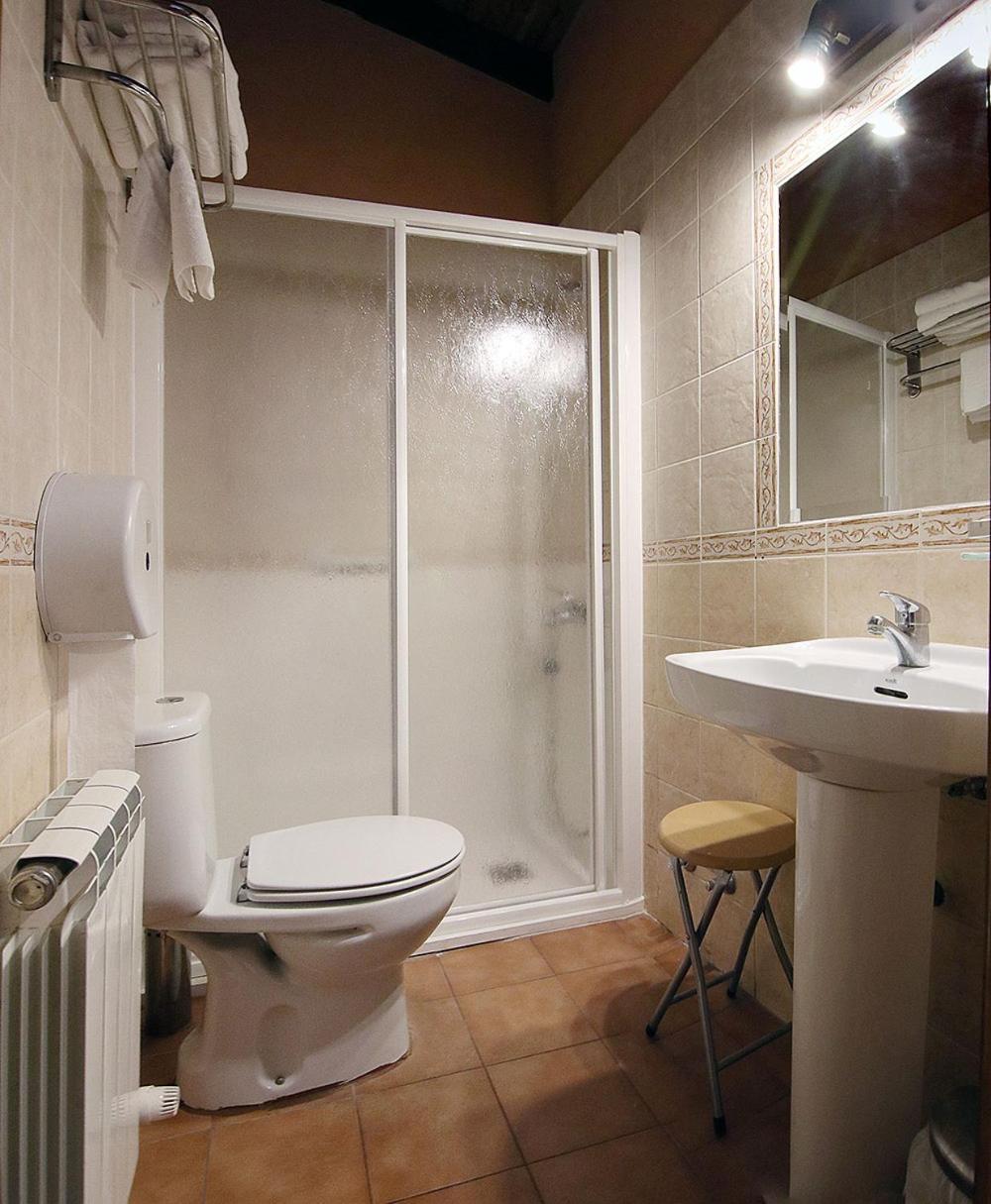 Apartamentos Turisticos Los Abuelos Montemayor de Pililla ภายนอก รูปภาพ